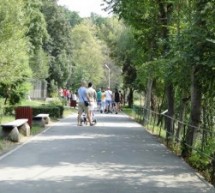 Aproape 4.000 de vizitatori la Zoo Sibiu într-o singură zi. Un varan, noua atracție a Grădinii zoologice