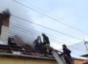Două case din Mediaș și Arpașu de Sus, salvate din incendii de pompieri