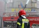 Două incendii stinse de pompieri noaptea trecută în Sibiu și Mediaș