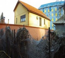 Proprietarii a patru terenuri neîngrijite din Sibiu vor plăti cu 500% mai mult impozit în 2023