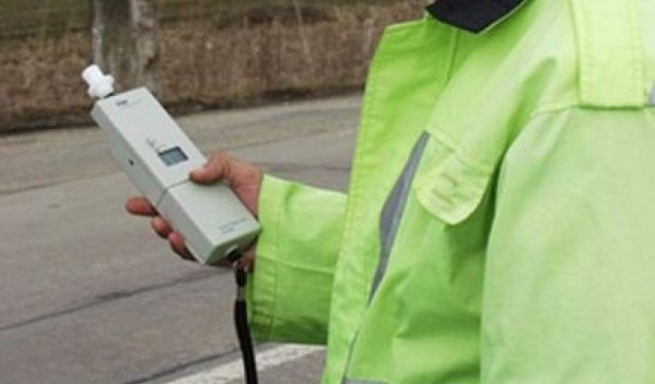 Șofer din Sibiu, aflat sub influenţa băuturilor alcoolice, implicat într-o tamponare