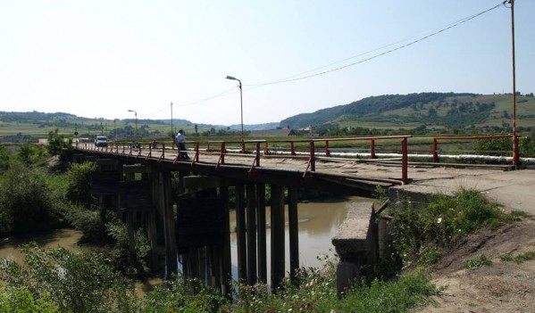 Podul din Târnăvioara va fi reparat