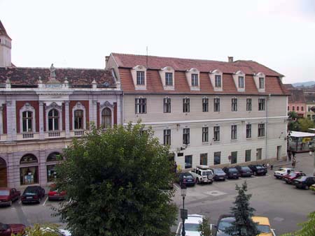 Primăria municipiului Mediaş organizează o dezbatere publică privind proiectul bugetului local