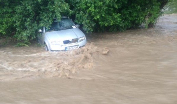 Vezi care sunt efectele inundațiilor produse în ultimele 24 de ore în județul Sibiu