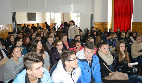 Sibiu: Procentul de promovabilitate la Evaluarea Națională a crescut de la 79,78% la 79,90%