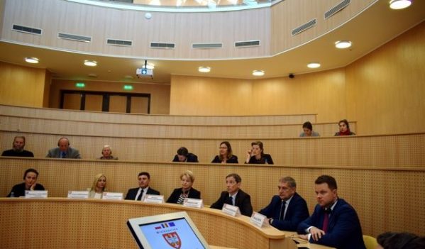 Polonia, interesată să investească în judeţul Sibiu