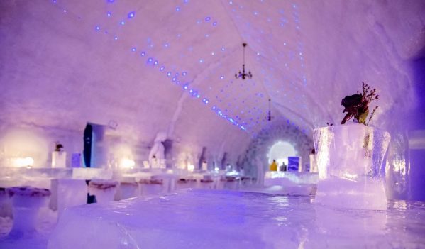 Al 12-lea hotel de gheață de la Bâlea Lac a fost inaugurat