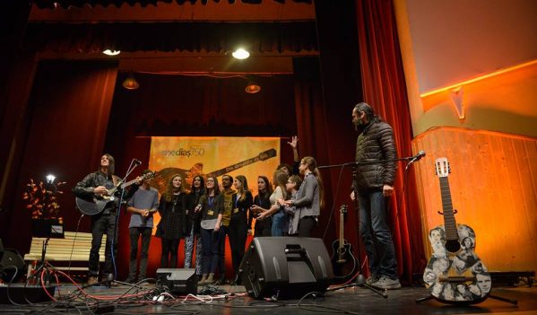 Vezi câştigătorii Festivalului Concurs de Muzică Folk ,,Mediaş – Cetate Seculară”