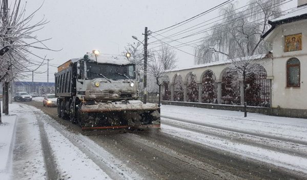 Străzi curățate de zăpadă în Sibiu