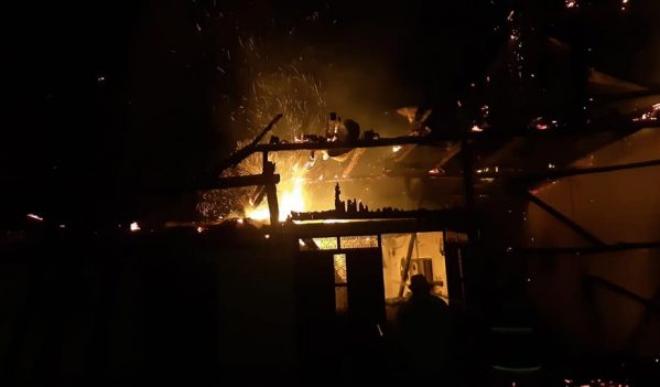 Noapte „de foc” pentru pompierii militari din Săliște